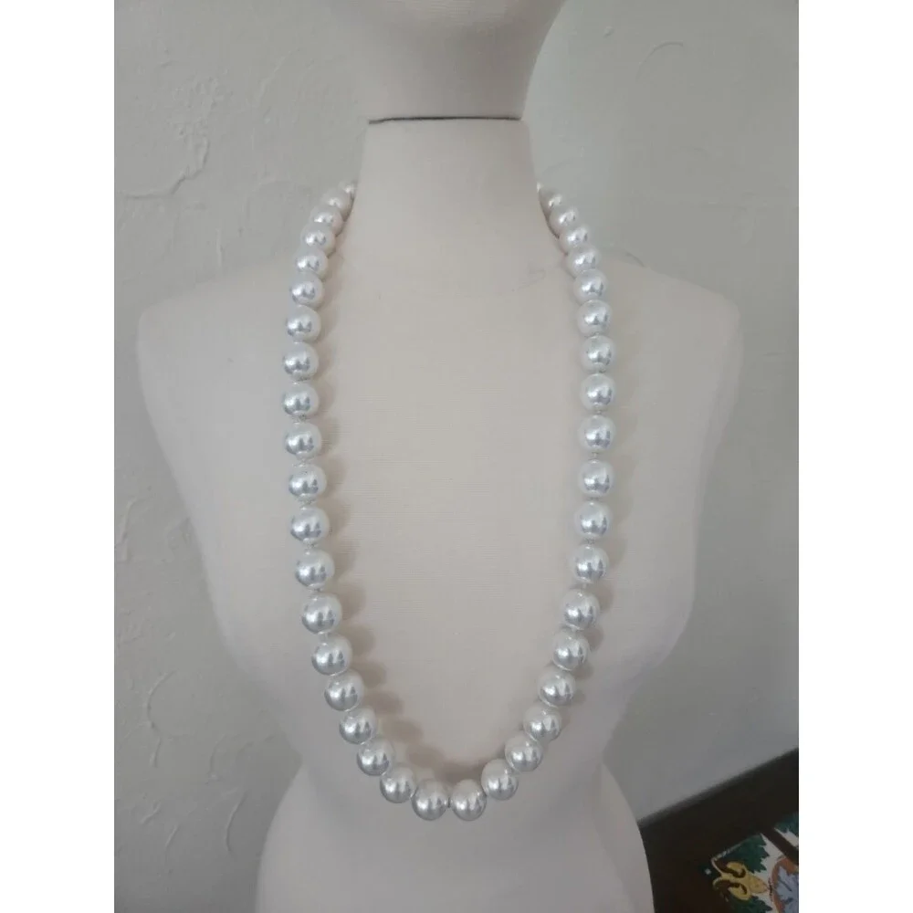 Vintage Kenneth Lane 36